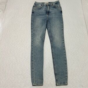 Free People We The Free Size‎ 27 Mom High Waisted Skinny Jean Light Wash EUC